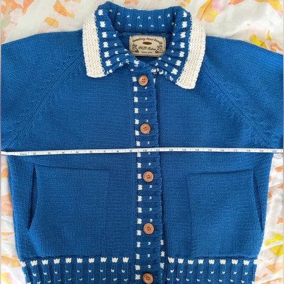 Vintage Korean Cardigan - Picture 3 of 6